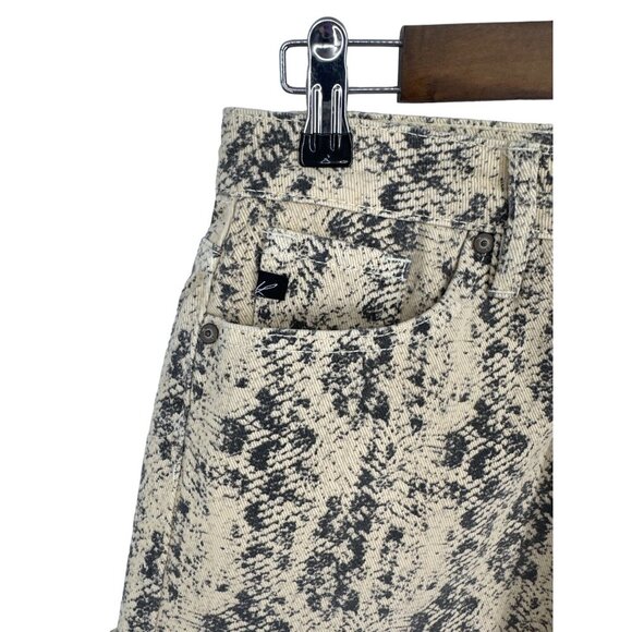 KanCan Womens Snake Print Cream Cut Off High Rise Denim Jean Shorts Size M - Picture 3 of 11